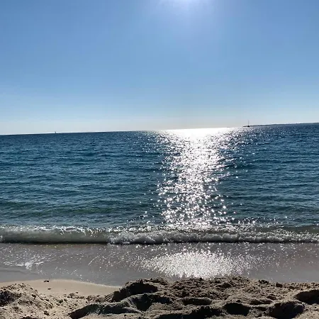 Cap D Antibes, Salis , 2 Bedrooms , Free Parking Apartmán *