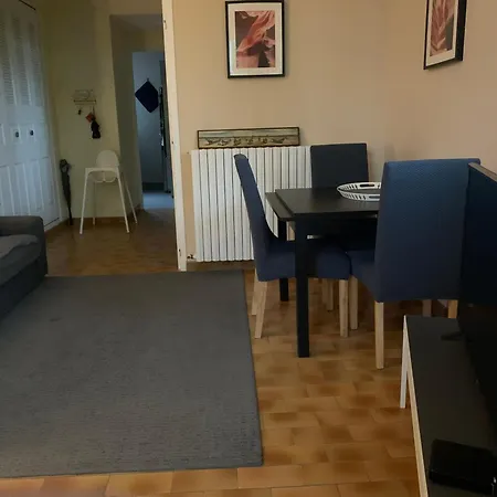 Cap D Antibes, Salis , 2 Bedrooms , Free Parking Antibes
