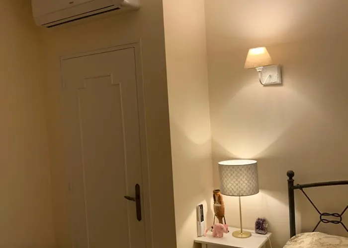 Cap D Antibes, Salis , 2 Bedrooms , Free Parking Lägenhet Antibes