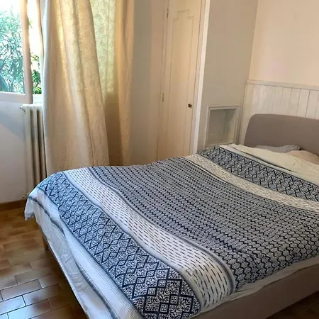 Cap D Antibes, Salis , 2 Bedrooms , Free Parking アパート *