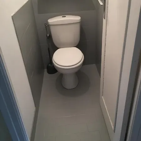 Cap D Antibes, Salis , 2 Bedrooms , Free Parking