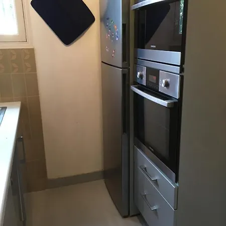 Daire Cap D Antibes, Salis , 2 Bedrooms , Free Parking *